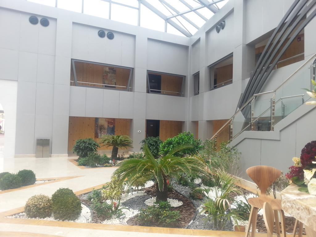 Tio Sea Resort Аль-Хор Экстерьер фото Interior of the hospital
